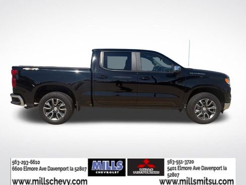 Used 2024 Chevrolet Silverado 1500 LT AWD/4WD image 6