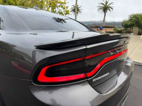 Used 2019 Dodge Charger R/T w/ Driver Confidence Group RWD image 22