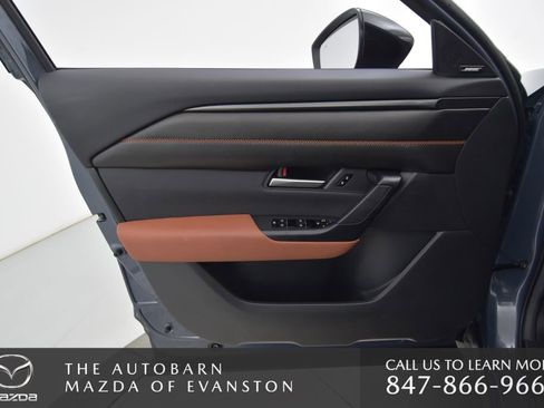 Certified 2025 MAZDA CX-50 Meridian Edition image 28