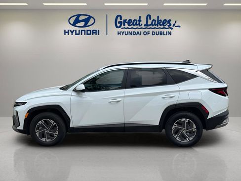 Used 2025 Hyundai Tucson Blue AWD/4WD image 2