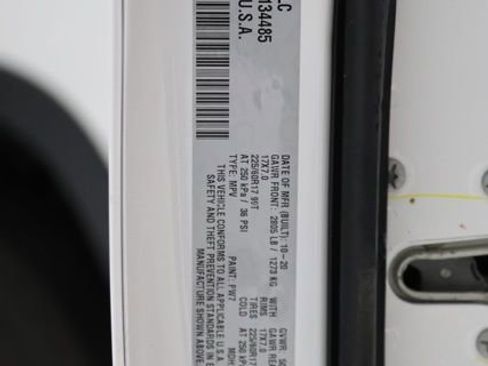 Used 2021 Jeep Cherokee Latitude Plus FWD image 39