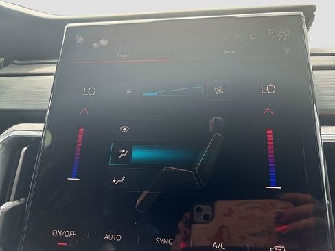 Used 2025 GMC Acadia Elevation FWD image 35
