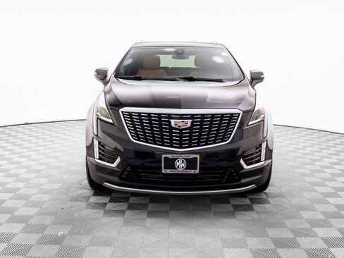 Used 2022 Cadillac XT5 Premium Luxury image 2