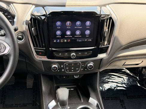 Used 2023 Chevrolet Traverse LT AWD/4WD image 31
