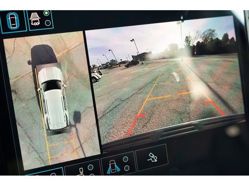 New 2026 GMC Yukon Denali image 25