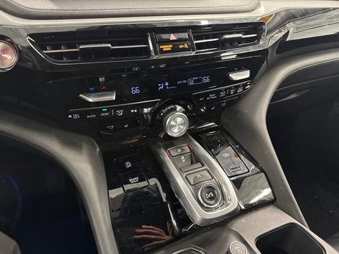 Used 2023 Acura MDX w/ Technology Package AWD/4WD image 18