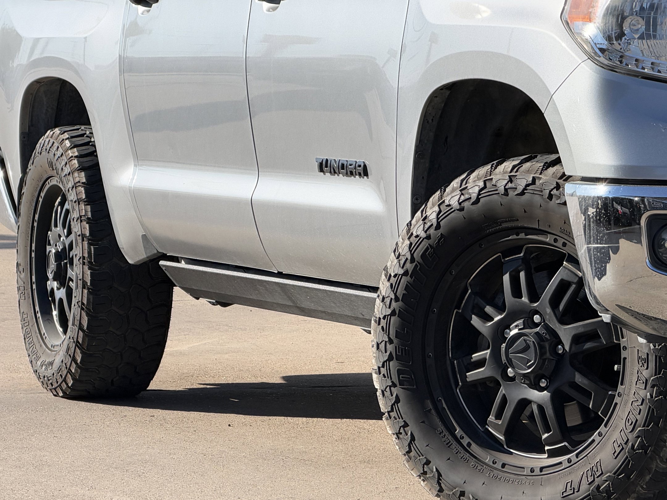 Used 2017 Toyota Tundra SR5 w/ SR5 Upgrade Package RWD image 3