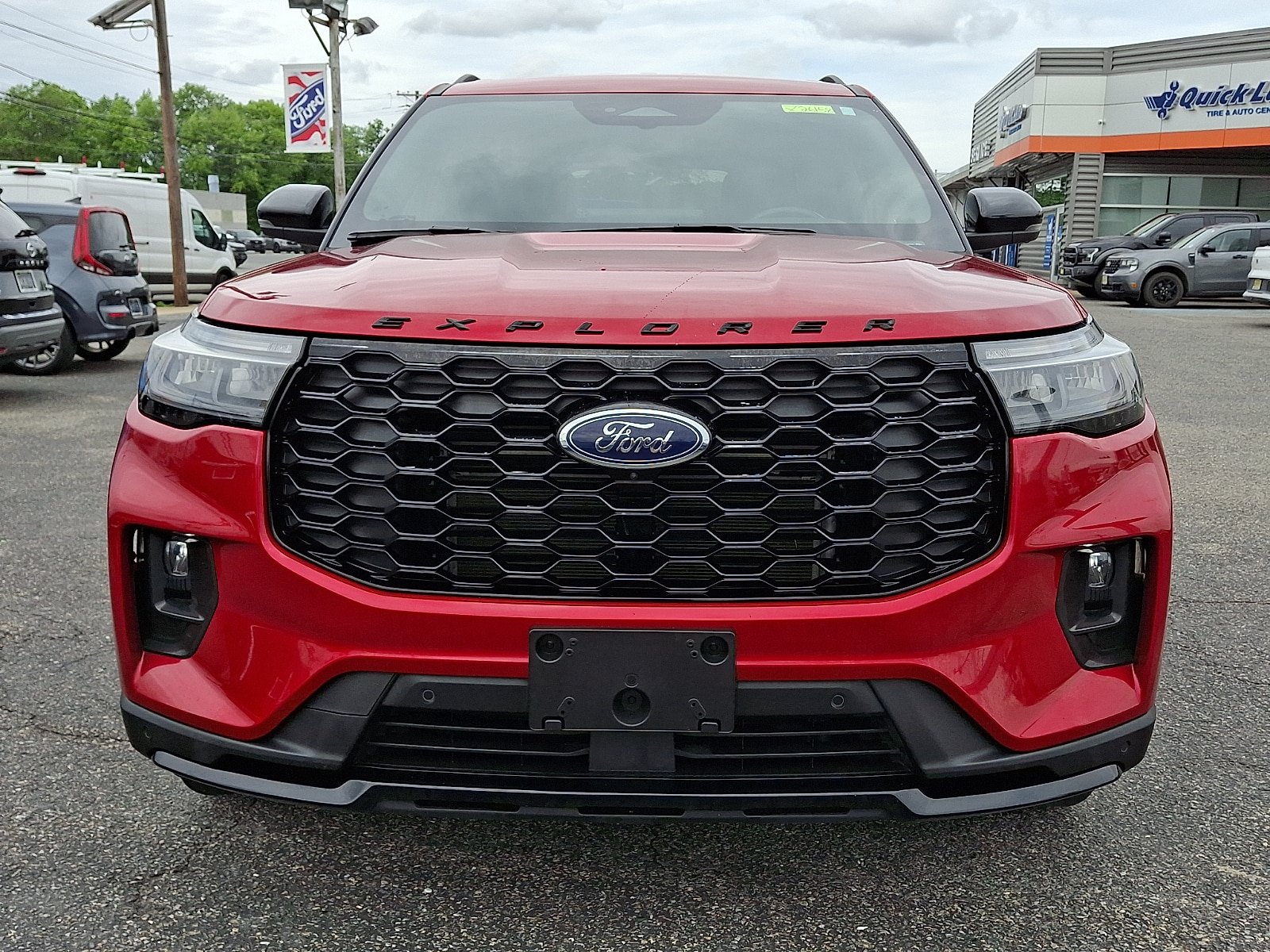 Certified 2025 Ford Explorer ST-Line AWD/4WD image 2