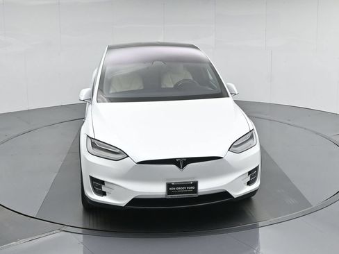 Used 2020 Tesla Model X Long Range AWD/4WD image 37