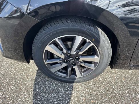 Certified 2023 Nissan Versa SV image 12