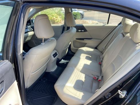 Used 2015 Honda Accord EX-L image 51