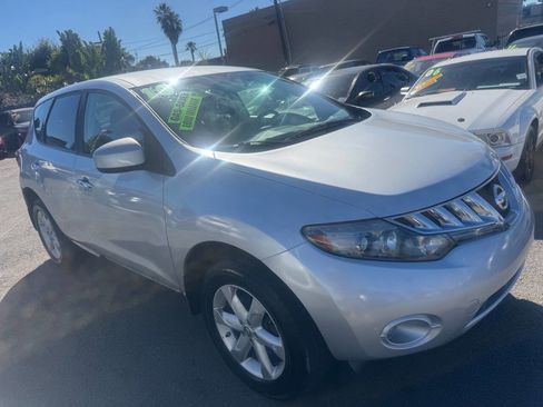 Used 2010 Nissan Murano S image 1