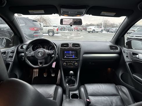 Used 2013 Volkswagen Golf R 4-Door image 18