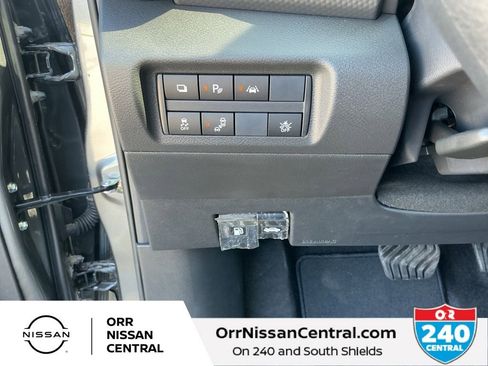 New 2025 Nissan Kicks Play S image 18