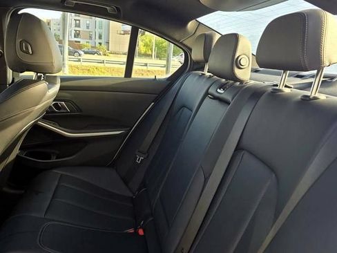 Used 2025 BMW 330i Sedan RWD image 21
