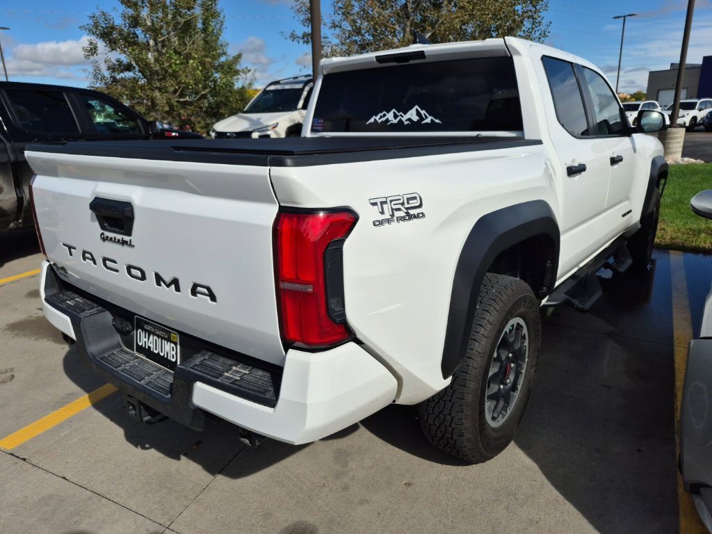 Used 2025 Toyota Tacoma TRD Off-Road AWD/4WD image 12