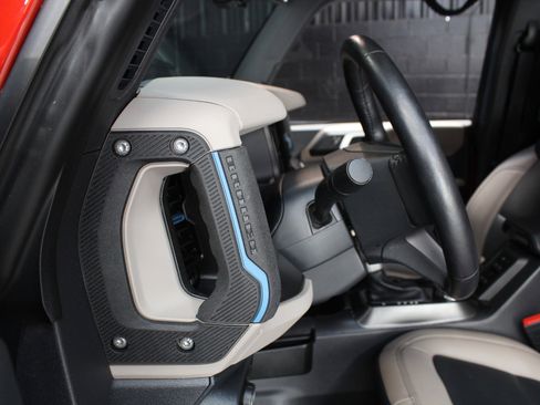 Used 2023 Ford Bronco Wildtrak AWD/4WD image 45