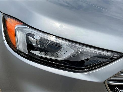 Used 2021 Ford Edge SEL w/ Convenience Package image 27