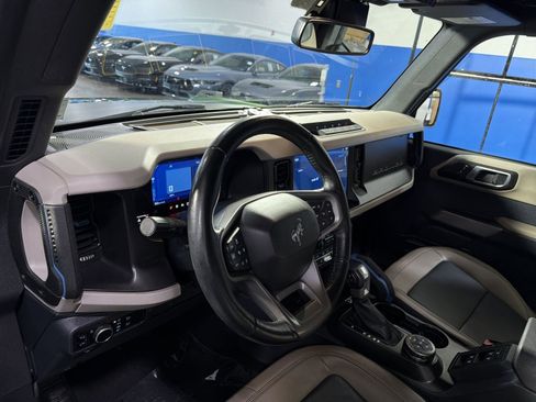Used 2023 Ford Bronco Wildtrak AWD/4WD image 21