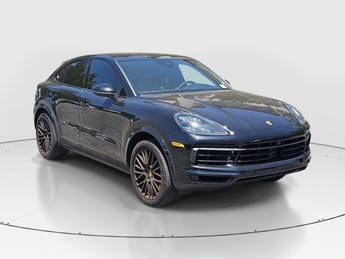 Used 2020 Porsche Cayenne S AWD/4WD image 3