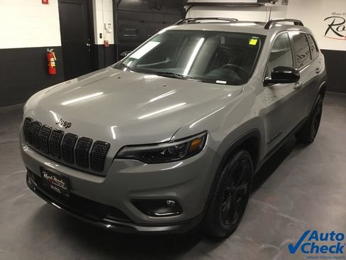 Used 2023 Jeep Cherokee Altitude Lux w/ Lux Elite Package AWD/4WD image 6