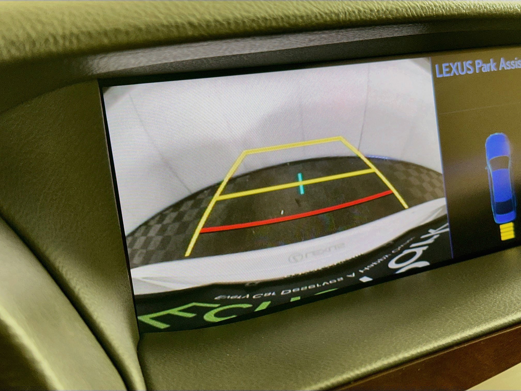 Used 2015 Lexus LS 460 w/ Comfort Package RWD image 23
