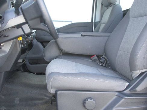 Used 2024 Ford F250 XL w/ 360-Degree Camera Package AWD/4WD image 11