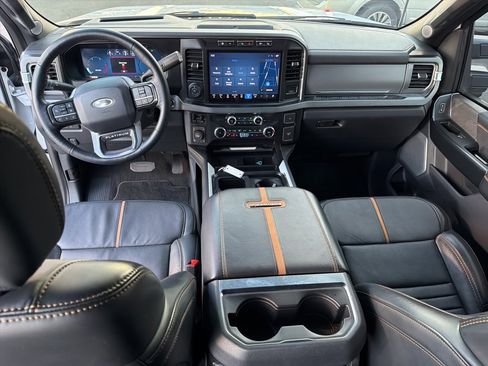 Used 2024 Ford F250 Platinum w/ FX4 Off-Road Package image 15