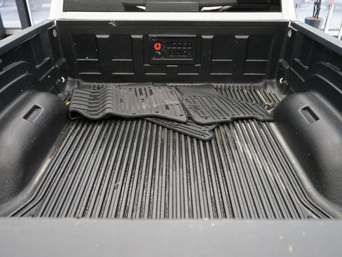 Used 2017 RAM 1500 Outdoorsman AWD/4WD image 43