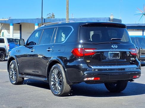 Used 2023 INFINITI QX80 Premium Select w/ All-Season Package image 4