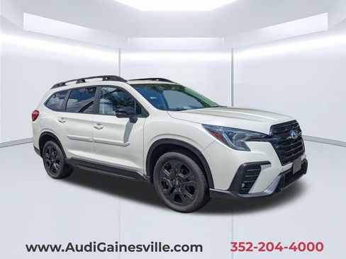 Used 2023 Subaru Ascent Onyx Edition AWD/4WD image 1