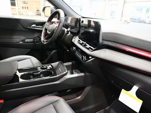 New 2026 Chevrolet Equinox RS image 13