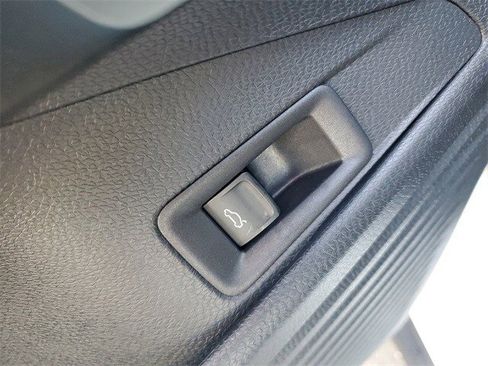 Used 2023 Volkswagen ID.4 Pro S image 16