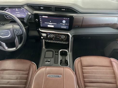 Certified 2024 GMC Sierra 3500 Denali Ultimate AWD/4WD image 24