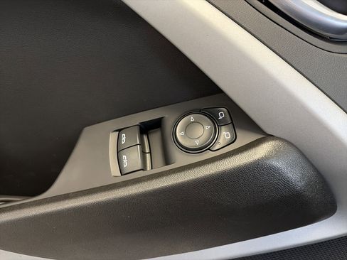 Used 2023 Chevrolet Camaro LT image 4