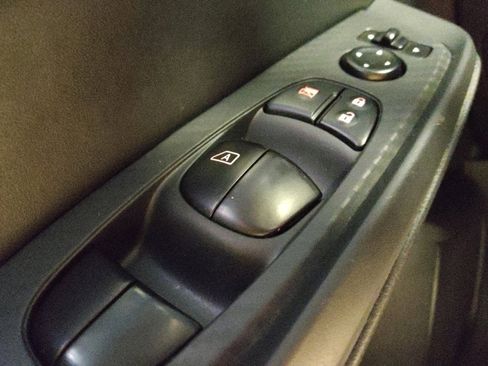 Used 2024 Nissan Sentra SV FWD image 27