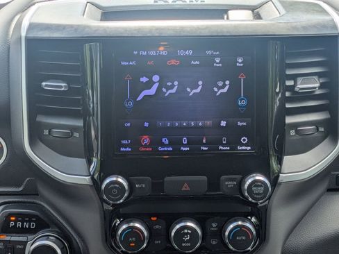 Used 2021 RAM 1500 Big Horn AWD/4WD image 18