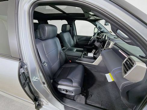 New 2026 Toyota Tundra Platinum AWD/4WD image 26