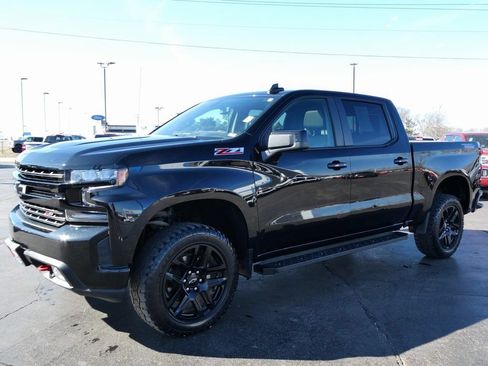 Used 2022 Chevrolet Silverado 1500 LT Trail Boss w/ Convenience Package II AWD/4WD image 8