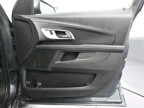 Used 2017 Chevrolet Equinox LT w/ Convenience Package FWD image 38
