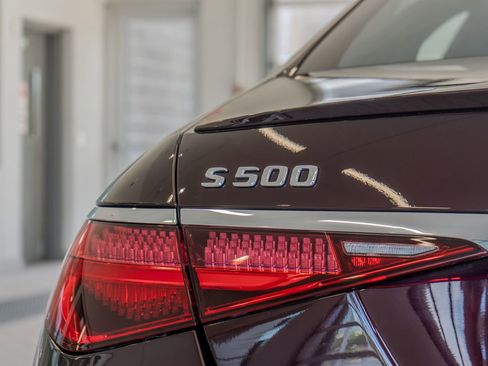 Used 2023 Mercedes-Benz S 500 4MATIC w/ AMG Line image 22