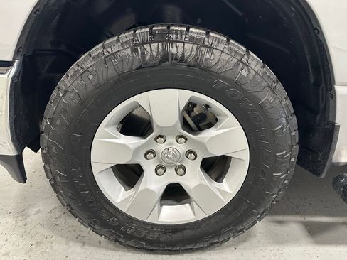 Used 2019 RAM 1500 Big Horn AWD/4WD image 61
