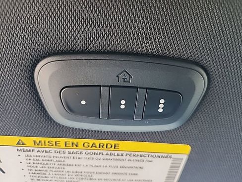 New 2026 Chrysler Pacifica Select image 38