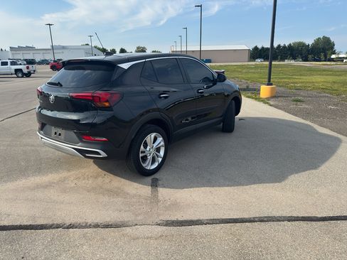 Used 2023 Buick Encore GX Preferred w/ Cold Weather Comfort Package AWD/4WD image 4