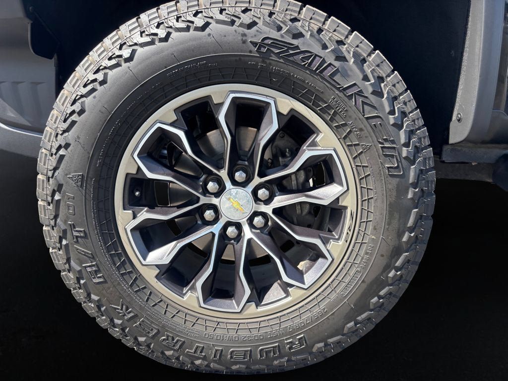 Certified 2018 Chevrolet Colorado ZR2 AWD/4WD image 9