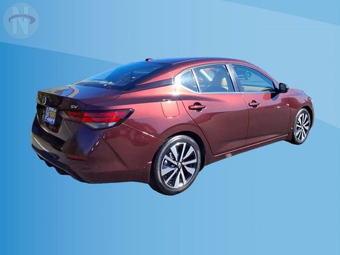 Used 2022 Nissan Sentra SV w/ SV Premium Package FWD image 8
