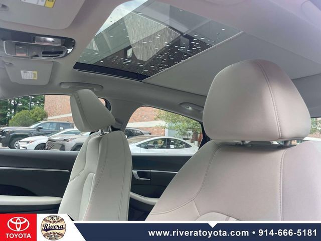 Used 2024 Hyundai Sonata SEL w/ Convenience Package FWD image 21