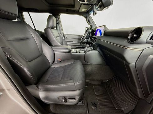 Used 2026 Toyota Land Cruiser w/ Premium Package AWD/4WD image 33