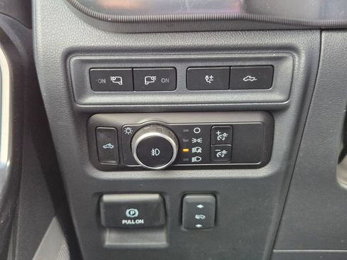 Used 2024 Ford F150 Platinum w/ Equipment Group 702A High AWD/4WD image 18