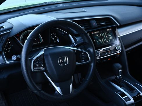 Used 2017 Honda Civic EX-T image 7